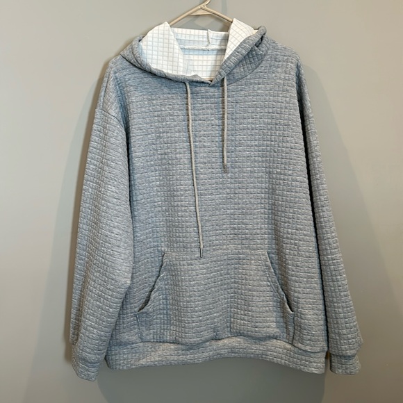 Women’s plus size heather gray quilted hoodie - Picture 1 of 1